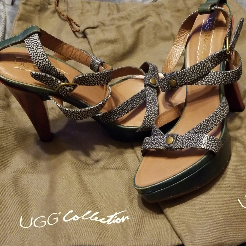 UGG shoe sandle